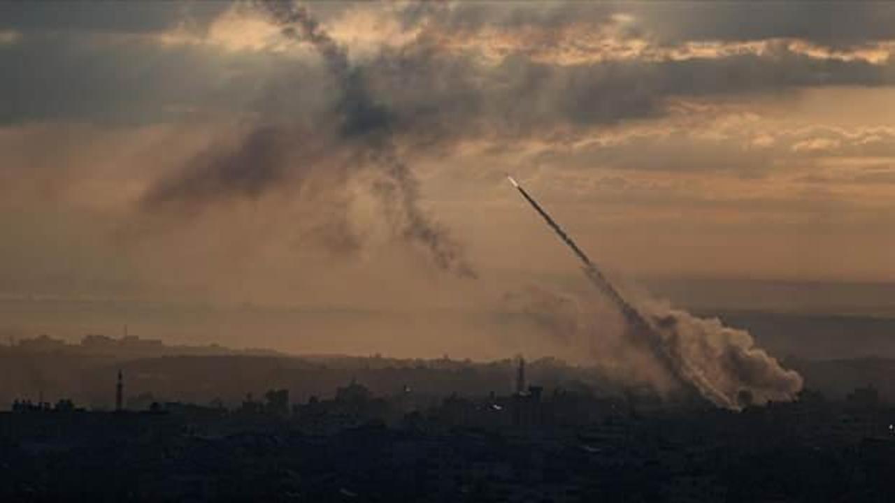 İsrail, Gazze'den atılan roketlerle 3 askerinin öldüğünü duyurdu